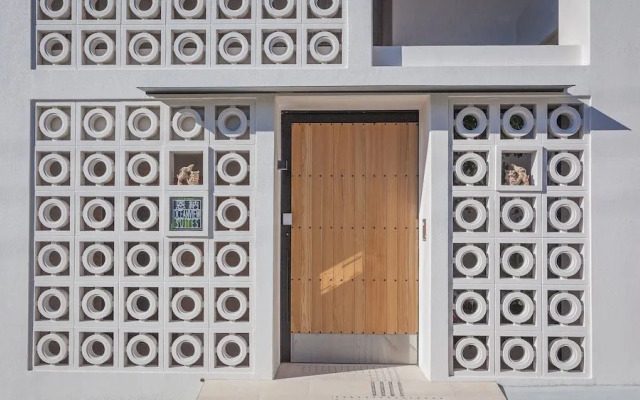 Onna Oceanview suites