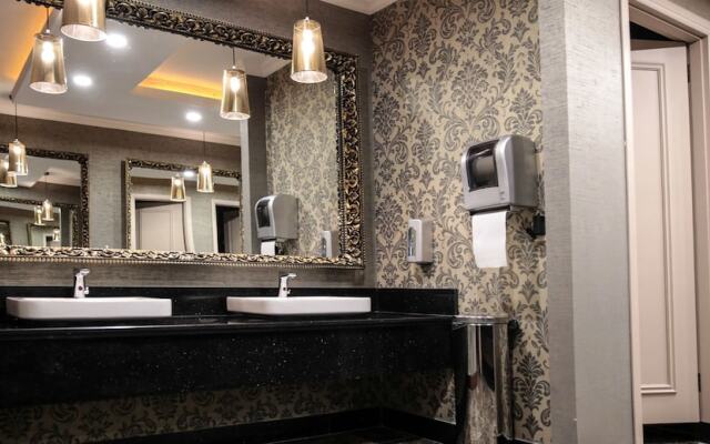 Rezone Health & Oxygen Hotel