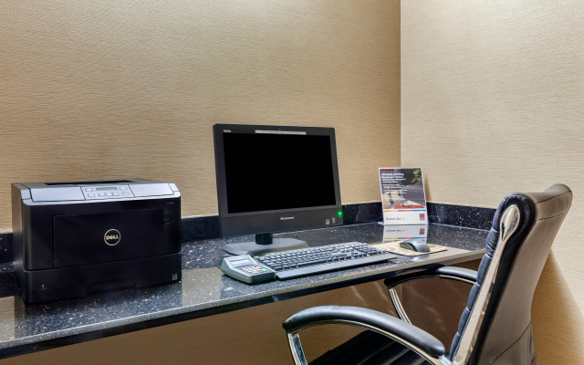 Comfort Suites Escanaba West