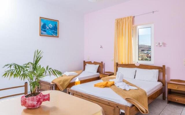 Arsinoi Studios and Apartments