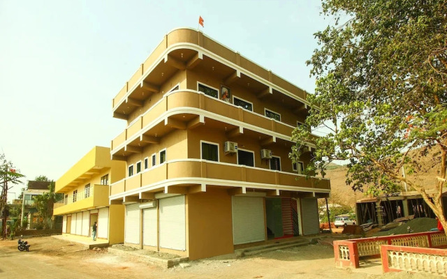 Shivaji Palace By Oyo Rooms