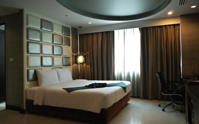 FuramaXclusive Asoke Hotel