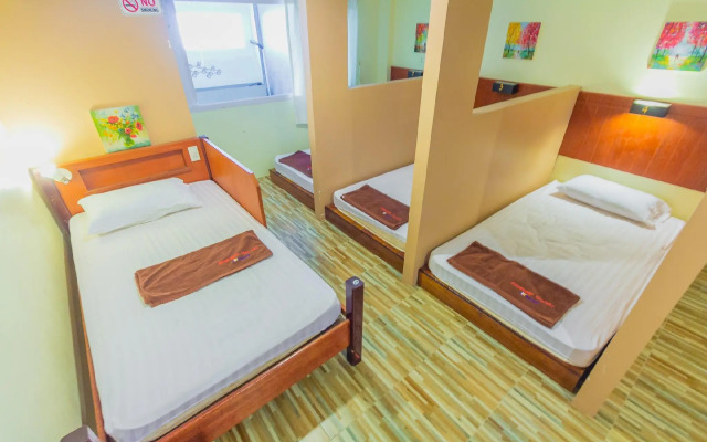 Phangan Barsay Hostel