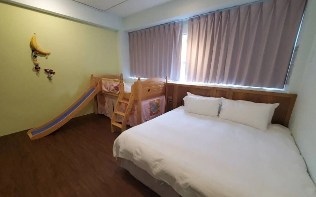 Slow Wow Hot Spring Hotel