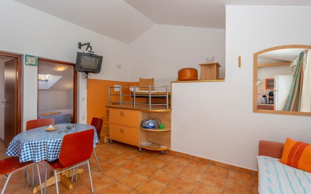 Nice Home in Punat With Wifi and 2 Bedrooms