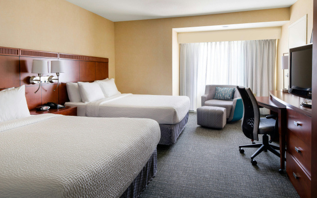 Courtyard by Marriott Sacramento Cal Expo