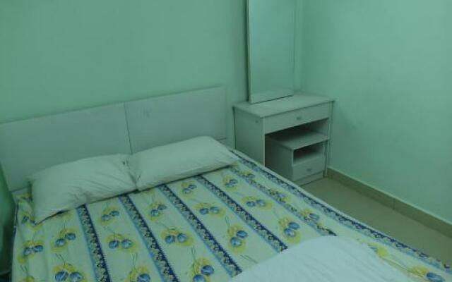 Jarzmin 3 Rooms Apartment