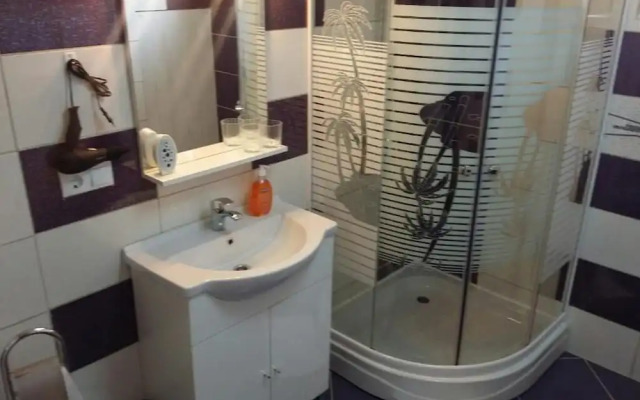 Anda Residence
