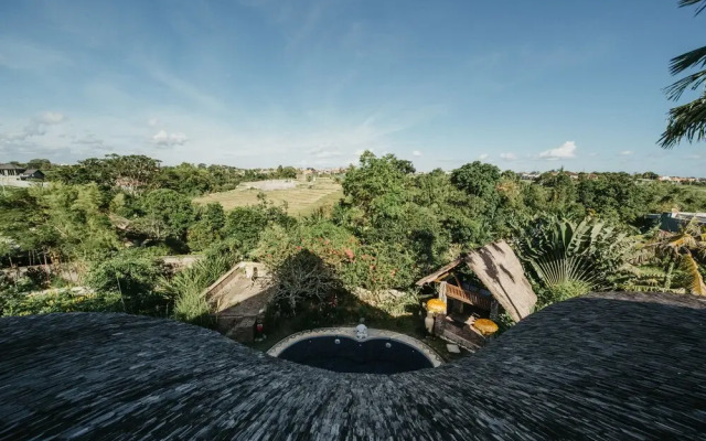 Massive Villa Brawa in Canggu