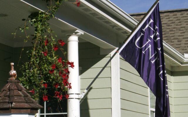 Seven Oaks Bed & Breakfast