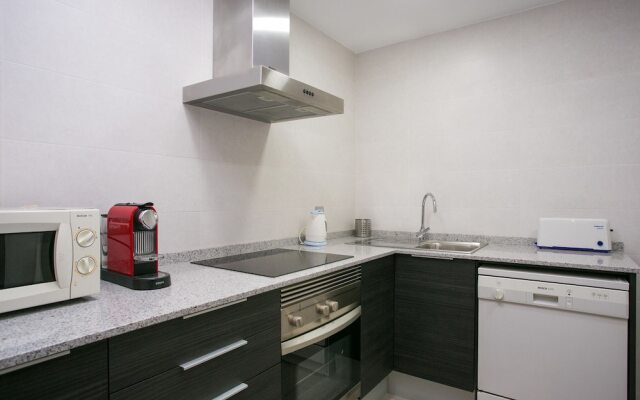 Apartment With Large And Private Terrace