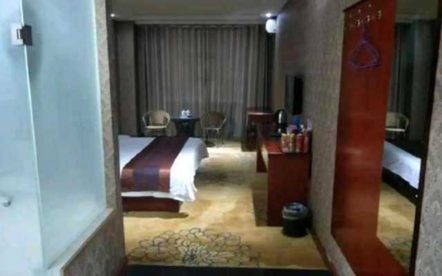 Longhai Hotel