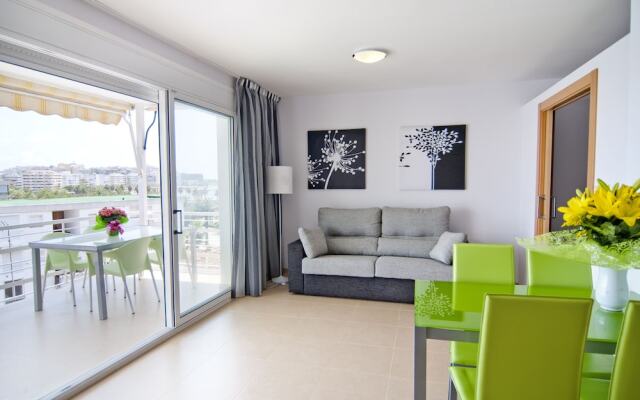 Apartamentos Zeus Alexis