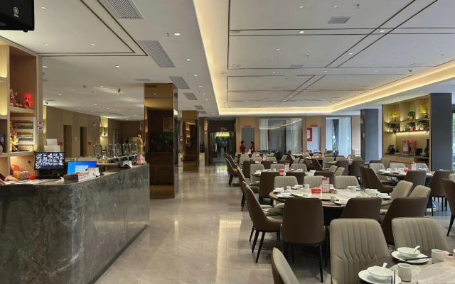 Garden Holiday Hotel - Guilin
