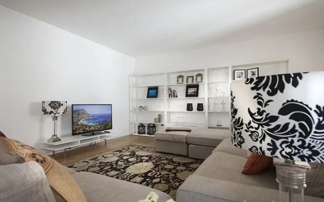 Bb22 Palace & Luxury Apartments