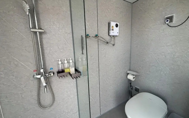 Space House Hotel Phuket