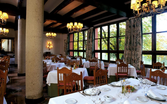 Parador De Gijon