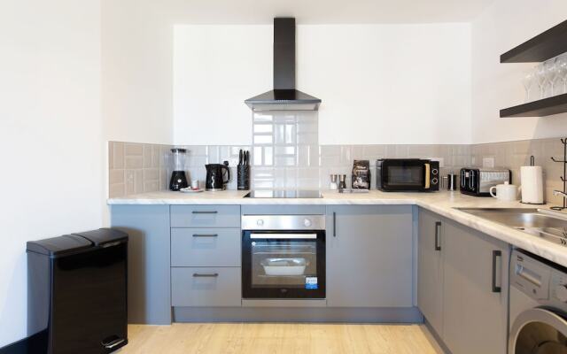 Kings Building- 2 Bed & Bathroom Flats