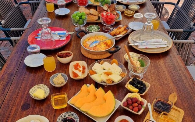 Puka Otel Alacatı