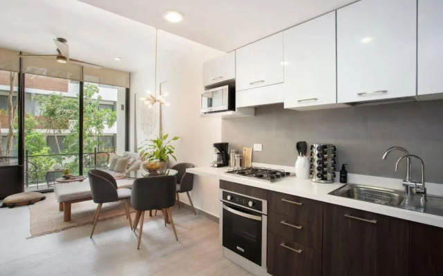 Skyline 2 NEW 2BR/2Bath Apt PRIVATE POOL/ROOFTOP