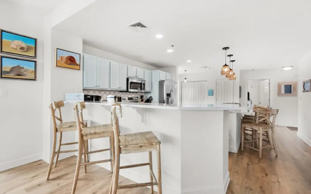 Emerald Dolphin Unit 650