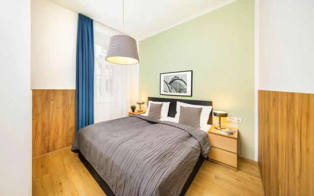 Jimmy's Apartments Dandelion