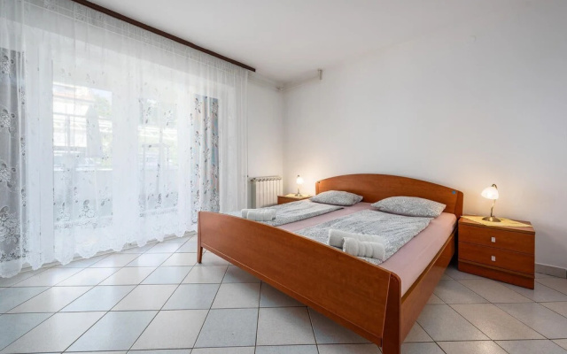 Beautiful Home in Porec With Wifi and 2 Bedrooms - Hotel in Porec - Photo 5