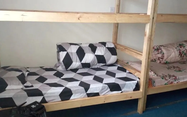 Morgen breeze tours and backpackers