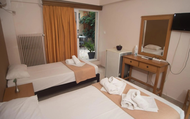 Byron Hotel