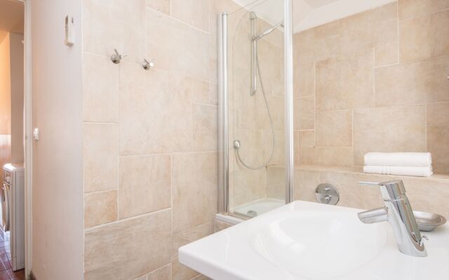 RSH Giulia Enchanting Apartment View