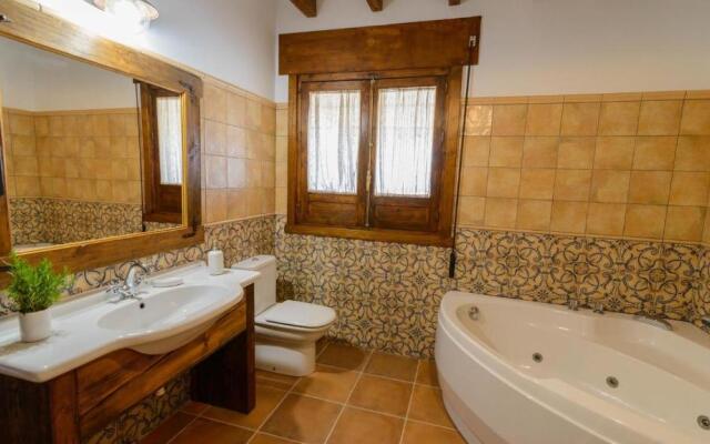 Casa Finca del Roble Antequera - La Higuera by Ruralidays