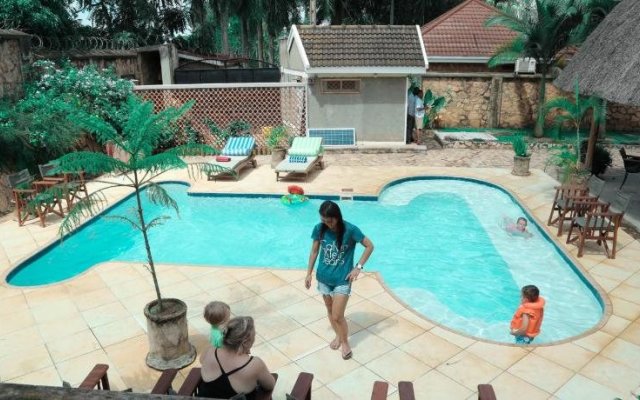 Entebbe Palm Hotel
