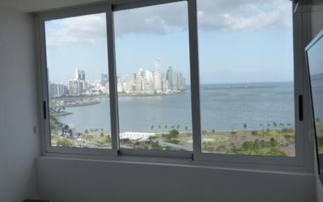 Oceanfront Casco Viejo 22