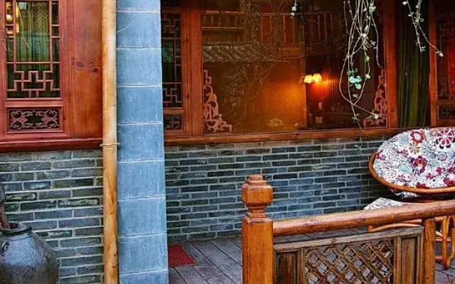 Yueshenghuo Inn