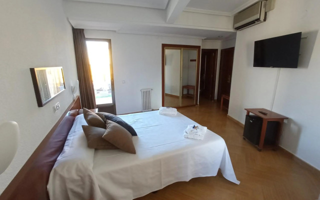 Hotel ELE Acueducto