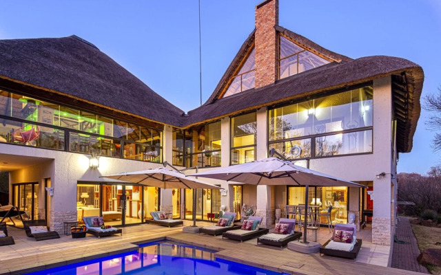 Vaal River YOLO Spaces – Vaal River Bush Lodge