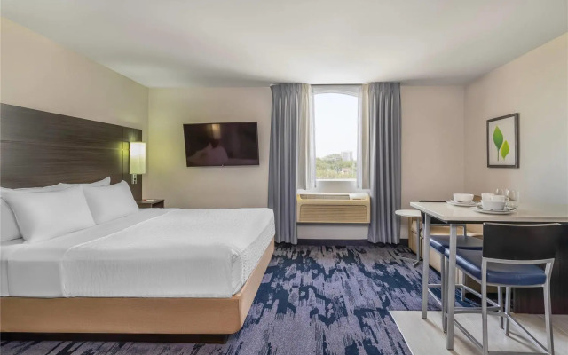 Quality Inn and Suites Winnipeg