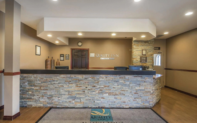 Quality Inn & Suites