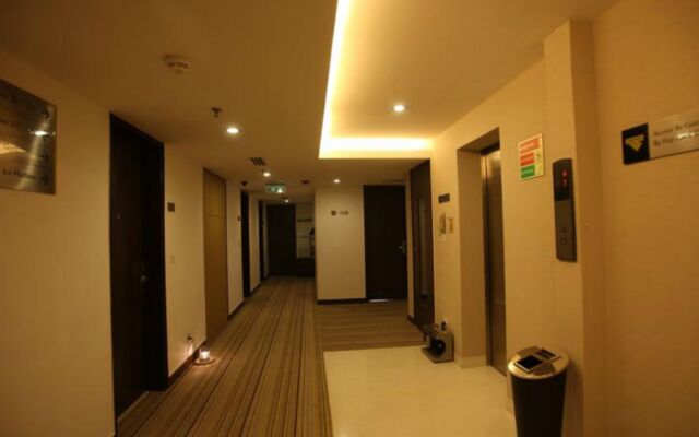 Keys Prima by Lemon Tree Hotels, Pimpri Pune