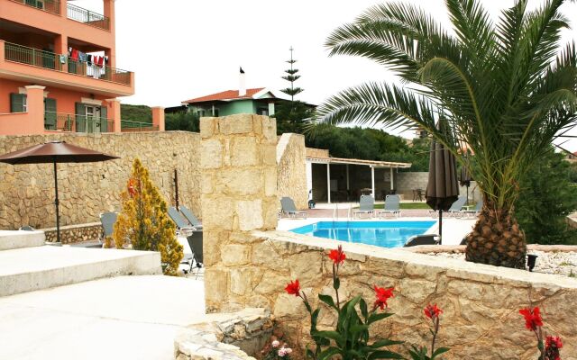 Lagoon View Apartments - Adults Only
