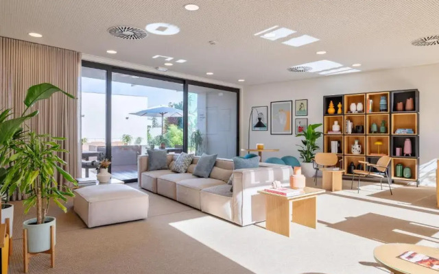 Hotel BFRESH - Pool - Fitness - Padel - By Oporto Collection - Private Parking