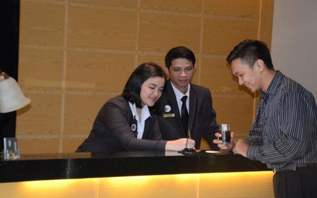 Emilia Hotel by Amazing