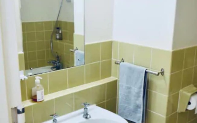 Central Apartment With Spectacular Views