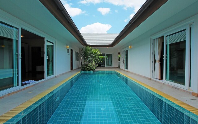 Rossawan Pool Villa