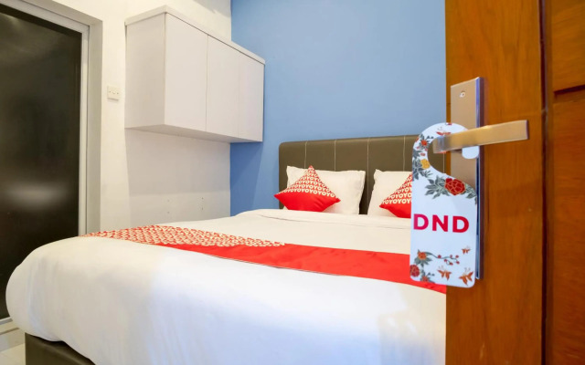 Super OYO 839 Royal Guest House