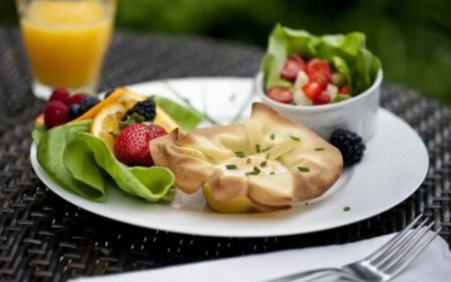 Woods Hole Passage Inn