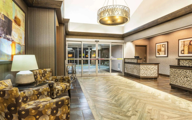 Super 8 Copley Akron