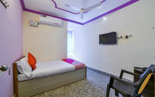 Radika Residency By OYO Rooms