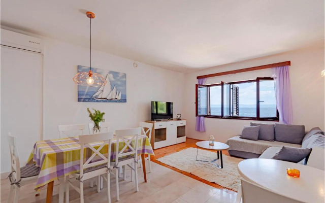 Holiday home Prigradica bb Cr