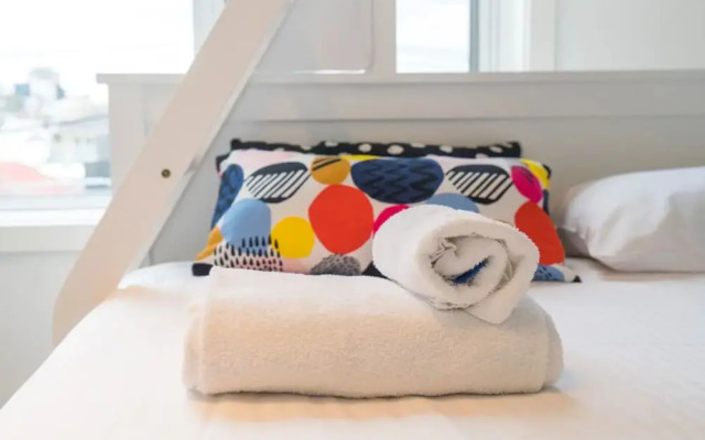 2 Bedroom Apartment in Melbourne CBD